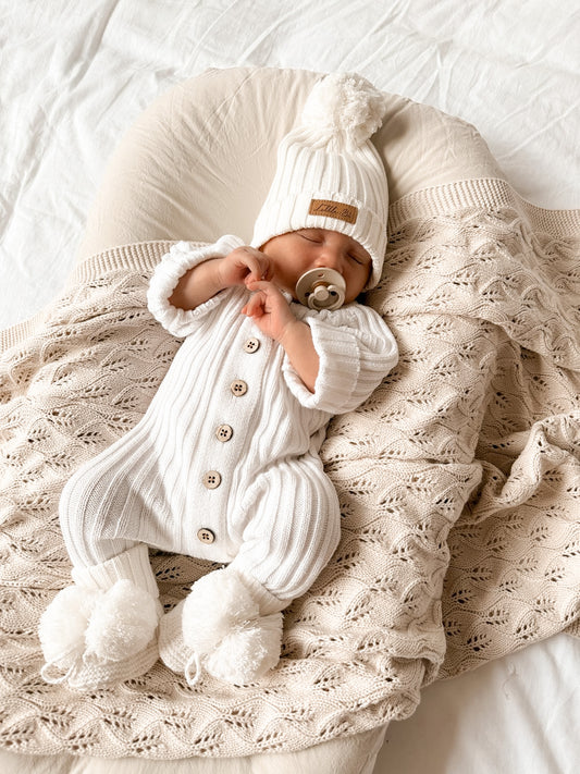 Knitted Newborn Booties Milk