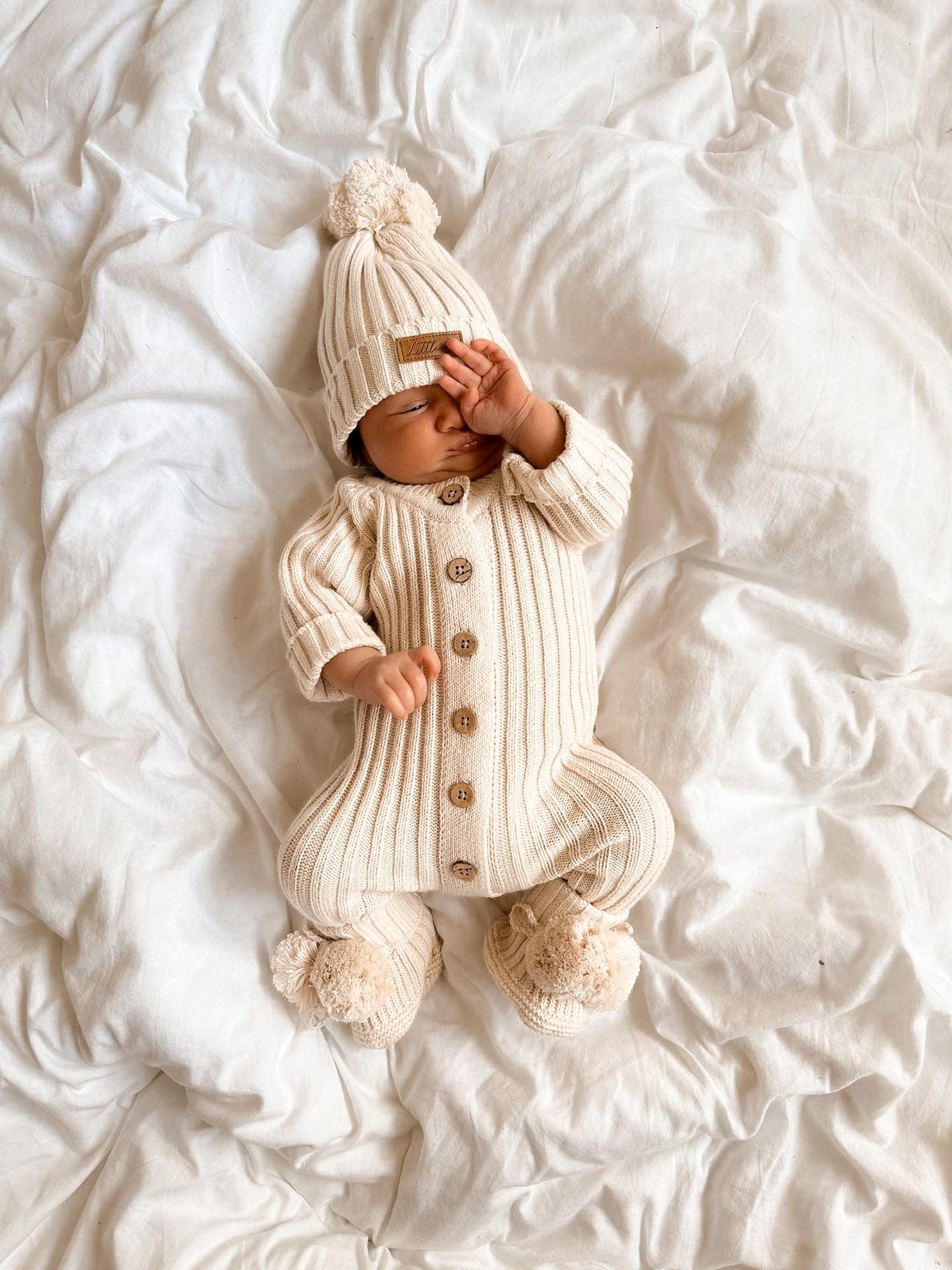 Knitted Pom Pom Booties - Honey Milk