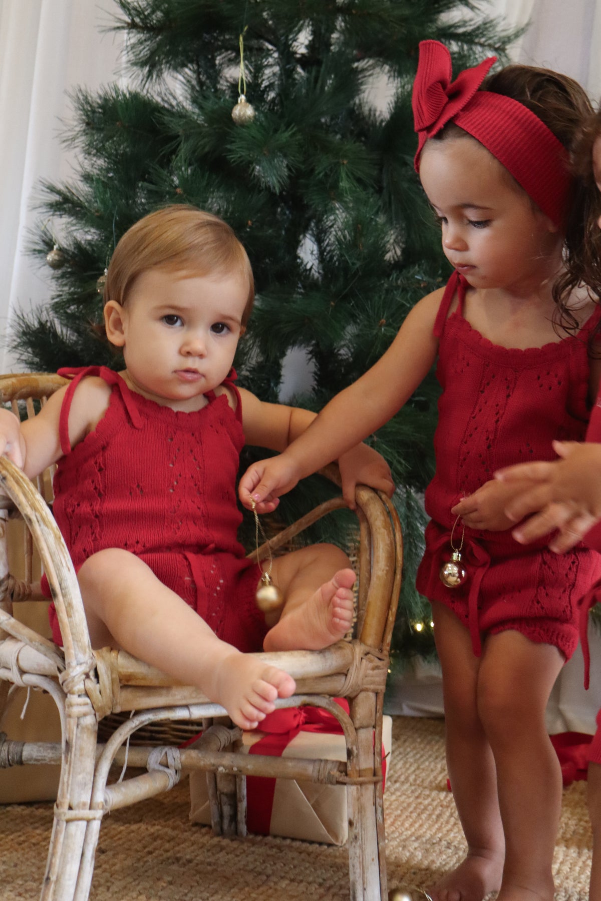 Knitted Cotton Pointelle Set – Red