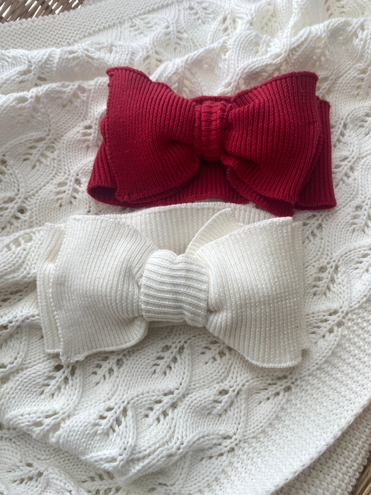 Knitted Cotton Fine Rib Bow - Milk